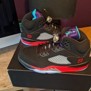 Jordan Retro Top 3